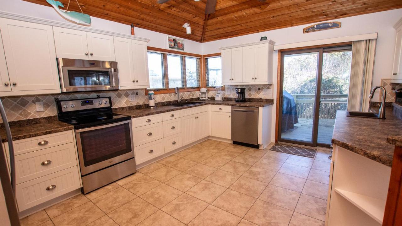 Wl933, Tale Of The Whale- Oceanfront, Private Beach Access, Gas Fireplace, Ocean Views Corolla Exterior foto